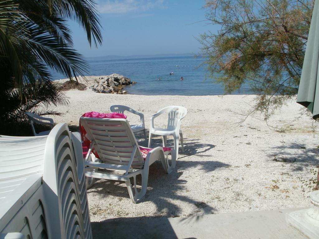 Beach Apartments Toni Podstrana Rum bild