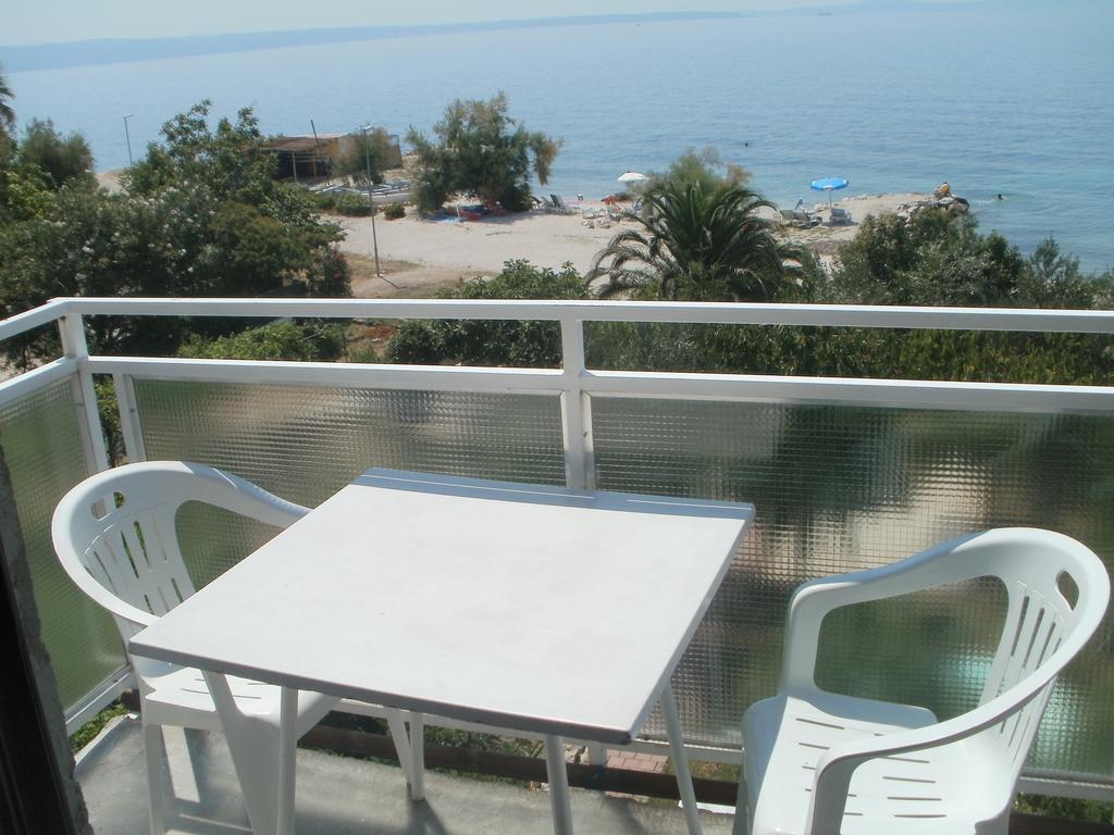 Beach Apartments Toni Podstrana Rum bild