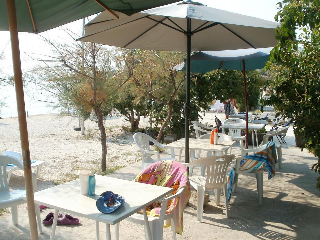 Beach Apartments Toni Podstrana Rum bild